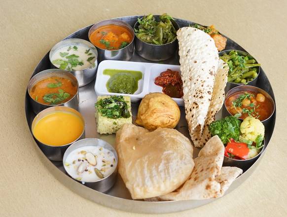 Delivery - Fri Lunch - Platinum *Jain* Thali - Rajwadi Thali (Pre-Order)